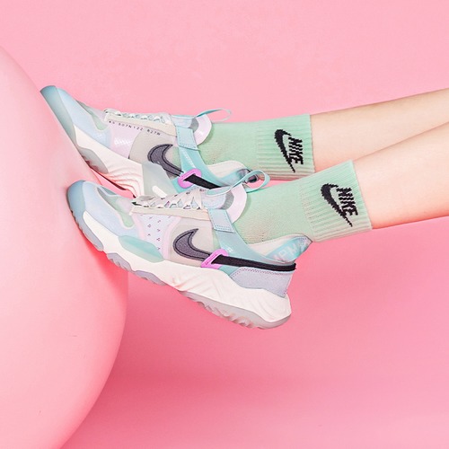 �Ϳ� DM0977-103,,