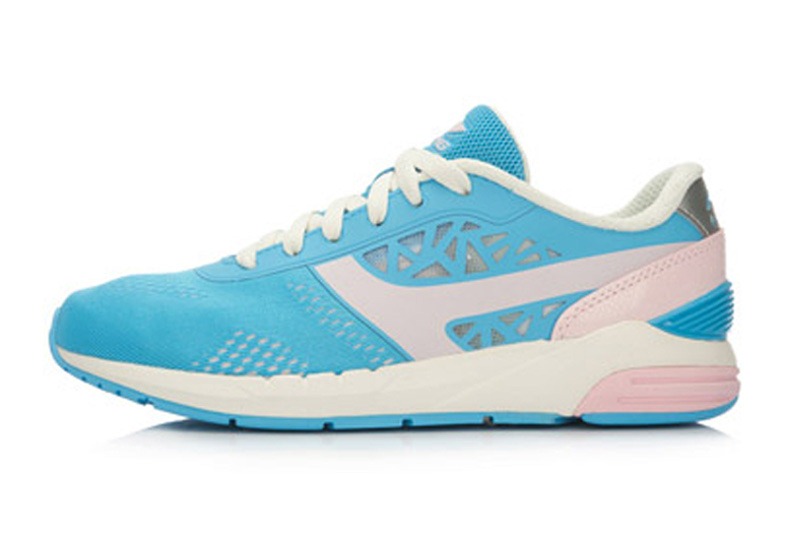 ���� ALCL024-3